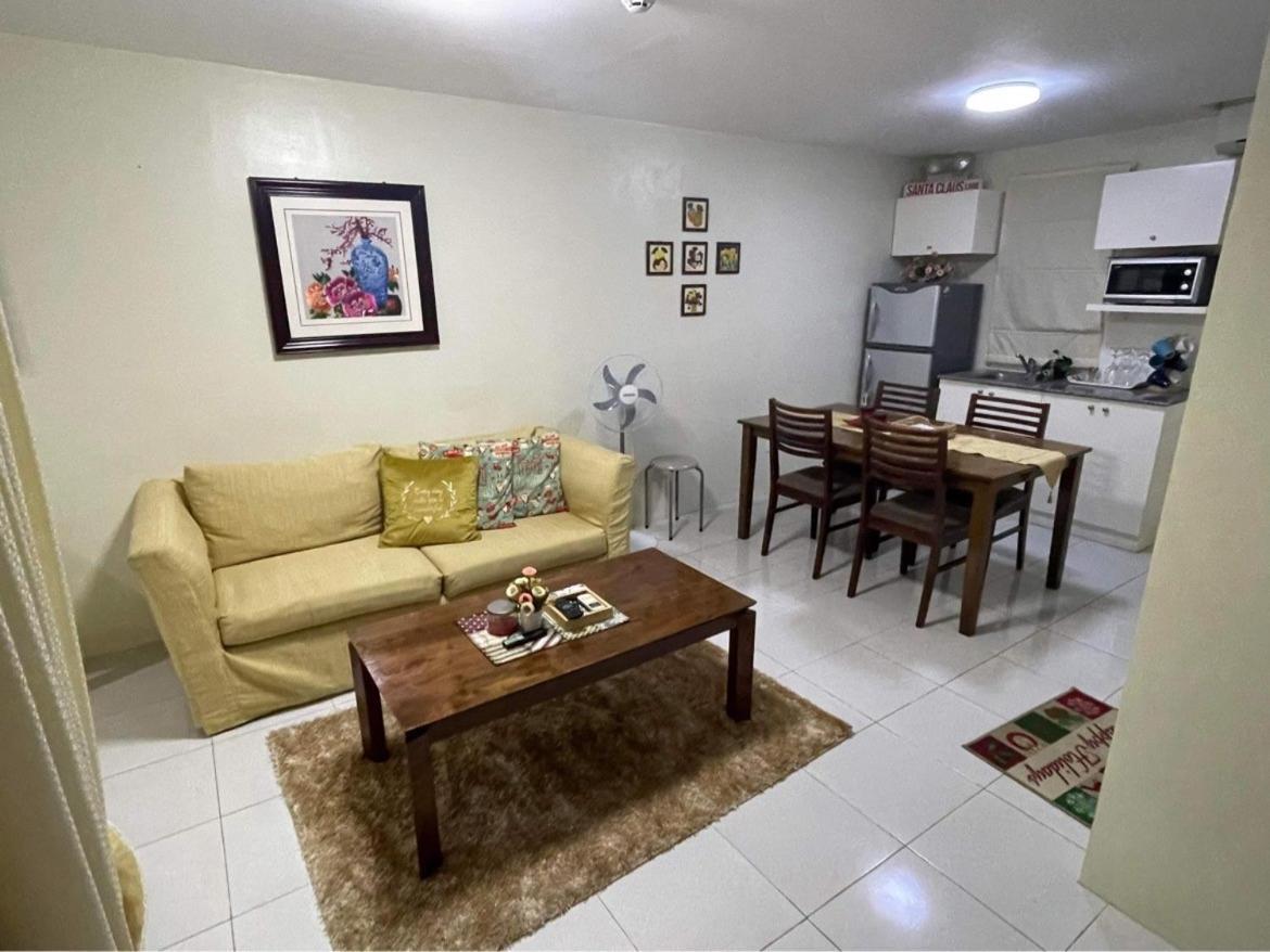 3 Bedrooms 3 Baths Victorian Style Townhouse Fully Furnished Batangas Exterior foto